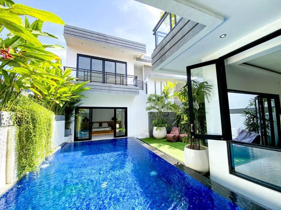 Nika Indi - 2 Bedroom Villa With Pool At Sanur Beach Bagian luar foto