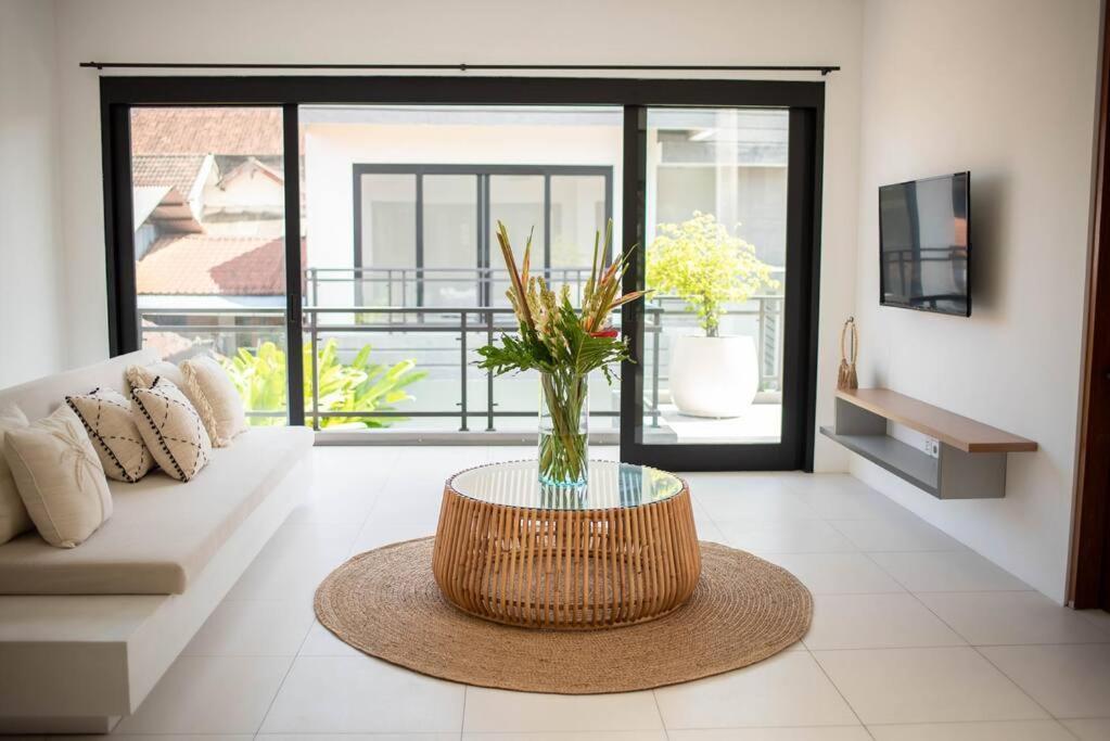 Nika Indi - 2 Bedroom Villa With Pool At Sanur Beach Bagian luar foto